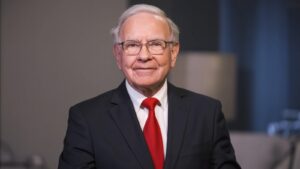 Warren Buffett Spent His Life Teaching How Business Really Works: 7 Lessons That Stuck With Me